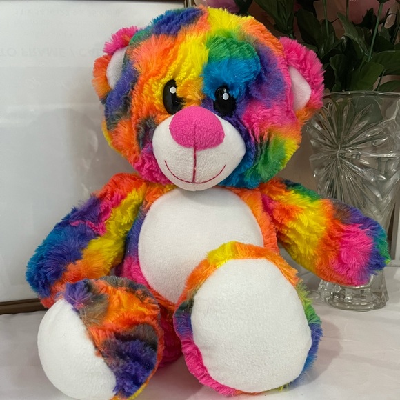 Rainbow bear - Picture 1 of 6